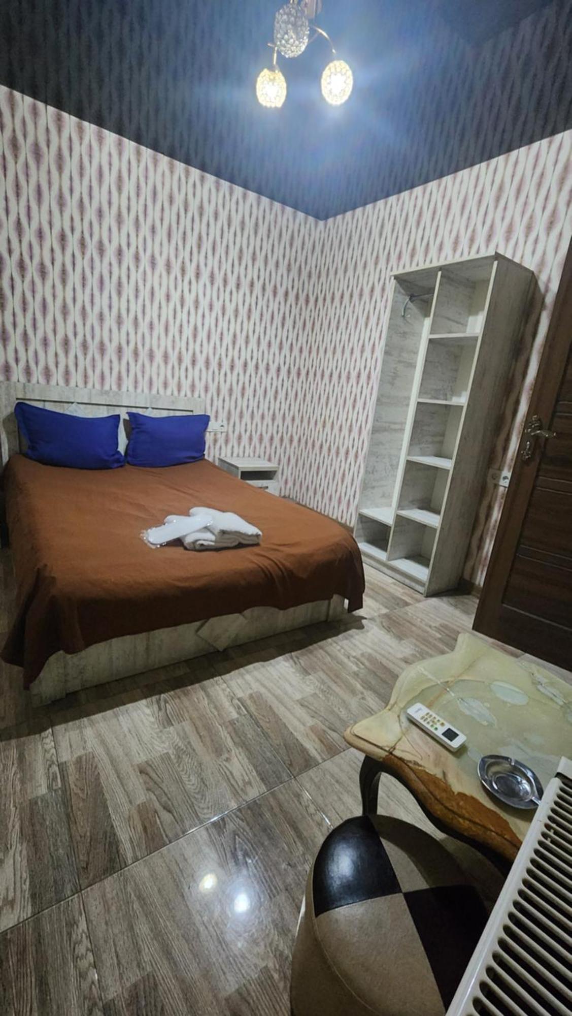 Hotel ,,Mega" Tbilisi Eksteriør billede
