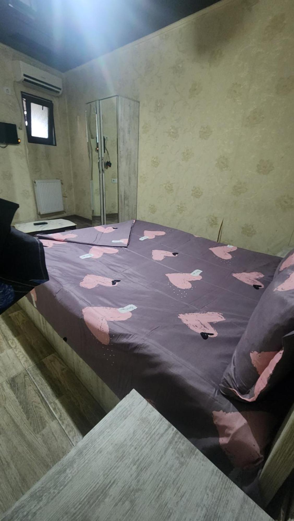 Hotel ,,Mega" Tbilisi Eksteriør billede