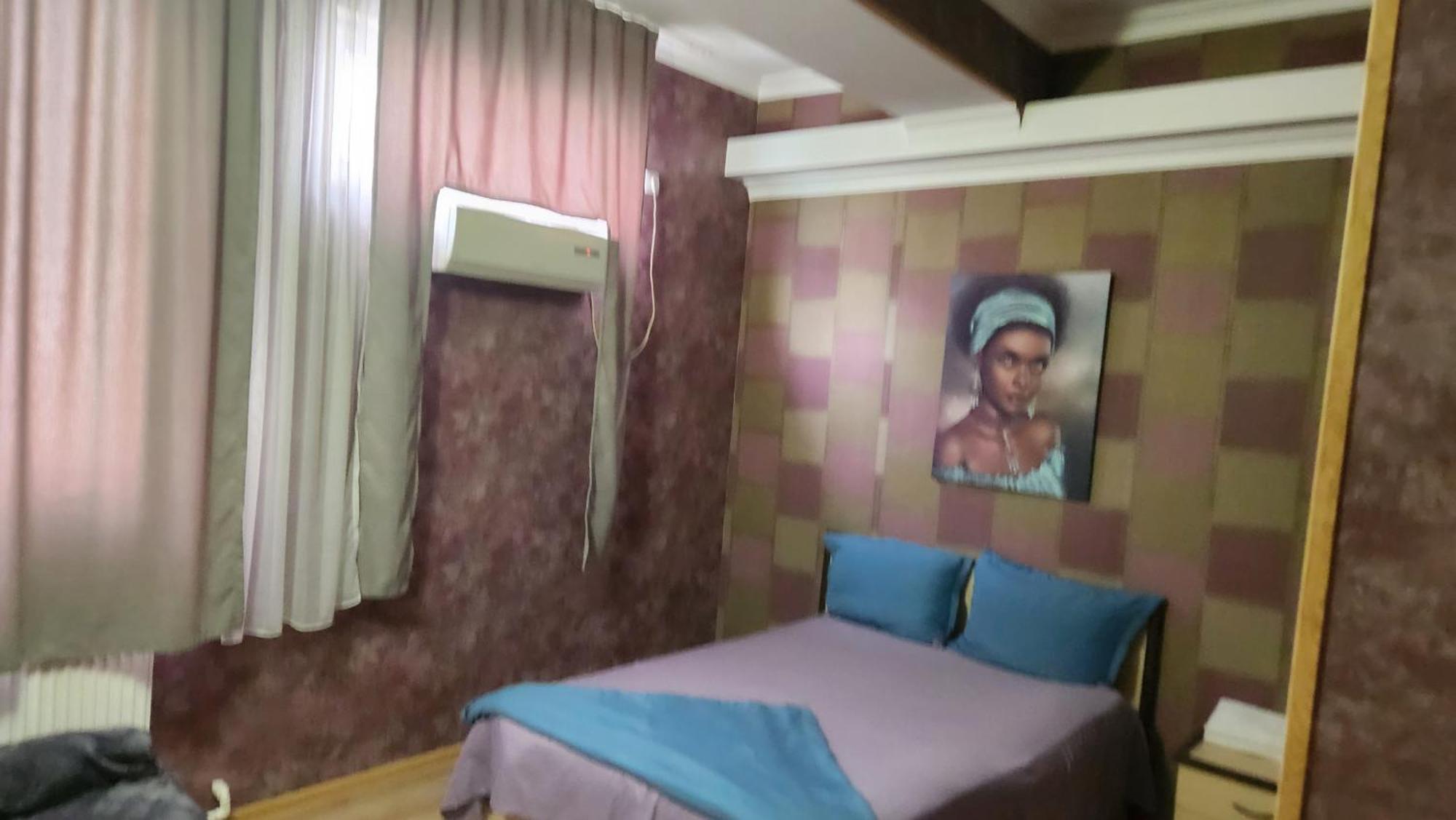 Hotel ,,Mega" Tbilisi Eksteriør billede