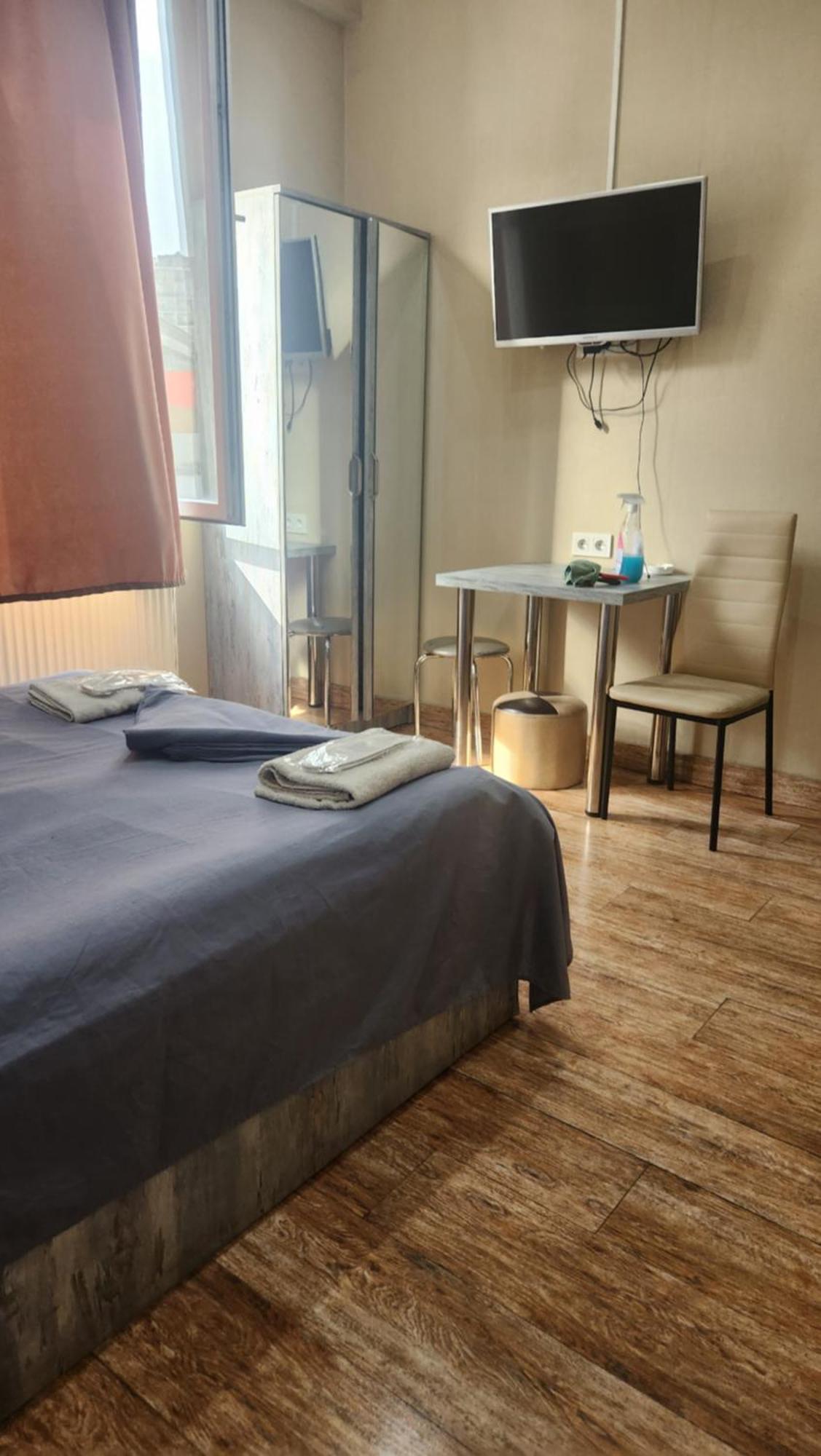 Hotel ,,Mega" Tbilisi Eksteriør billede