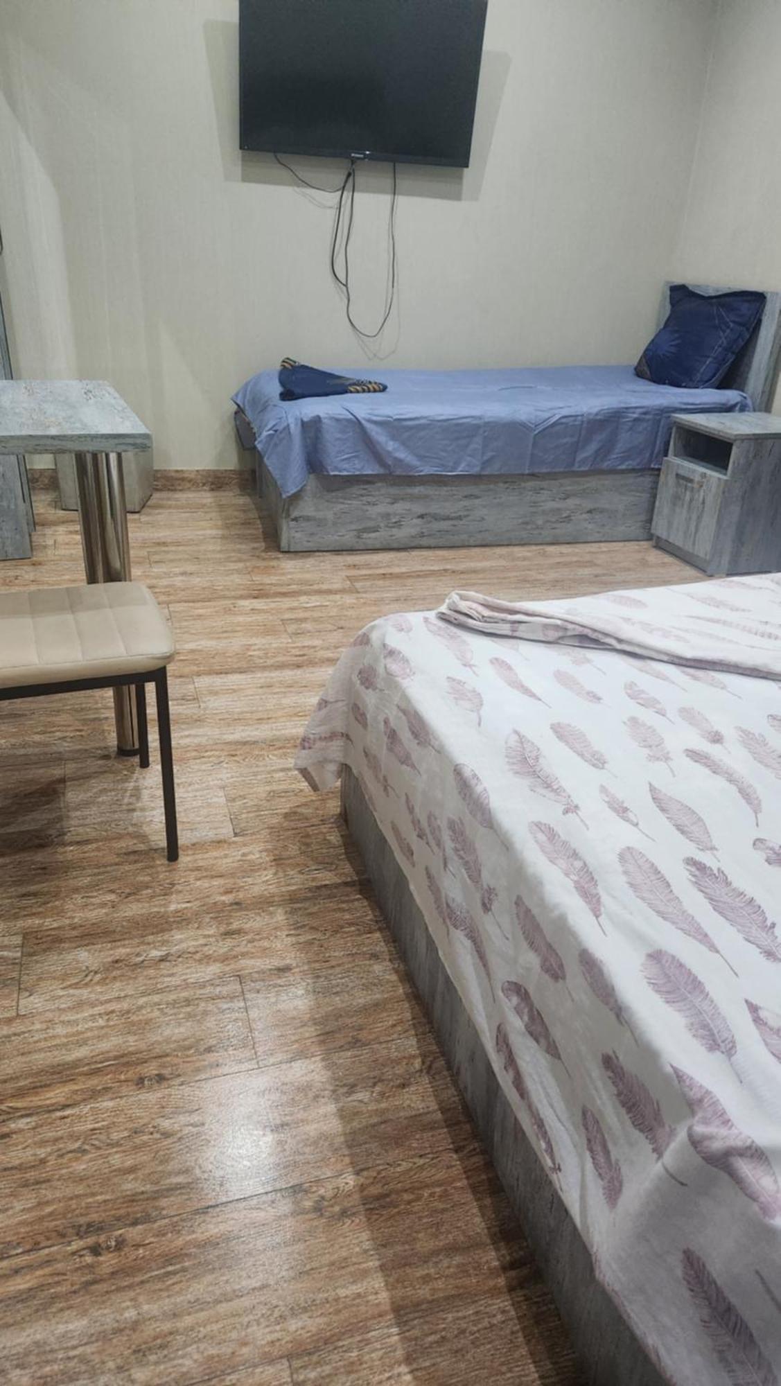 Hotel ,,Mega" Tbilisi Eksteriør billede