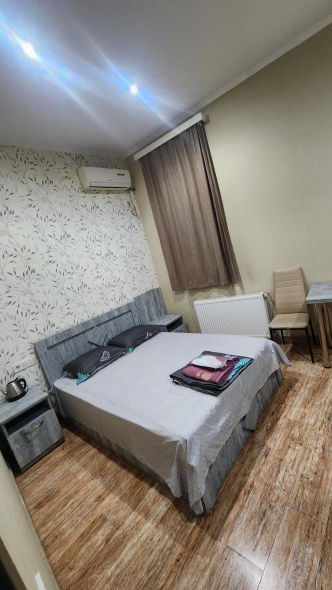 Hotel ,,Mega" Tbilisi Eksteriør billede