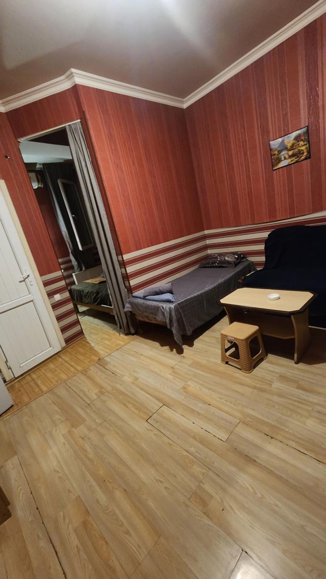 Hotel ,,Mega" Tbilisi Eksteriør billede